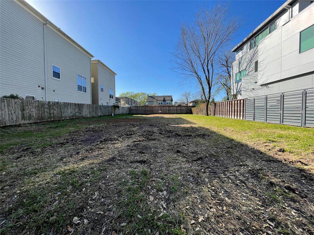 4908 Jackson Street - Photo 1