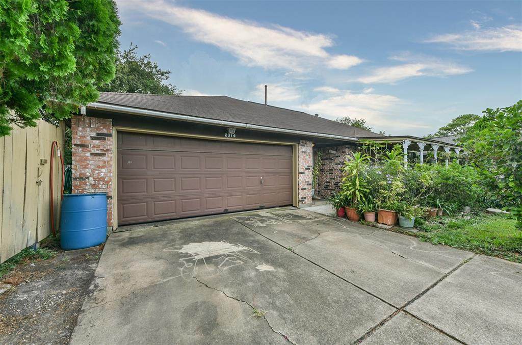 2314 Capital Street - Photo 1