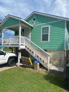 5321 Avenue L - Photo 1