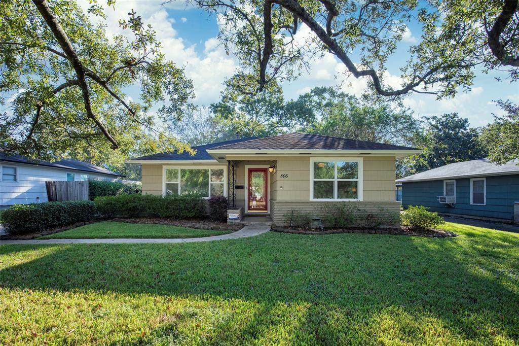 806 T C Jester Boulevard - Photo 1