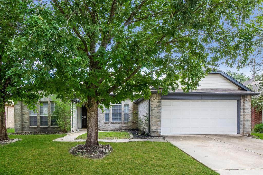 19010 Dee Woods Drive - Photo 1