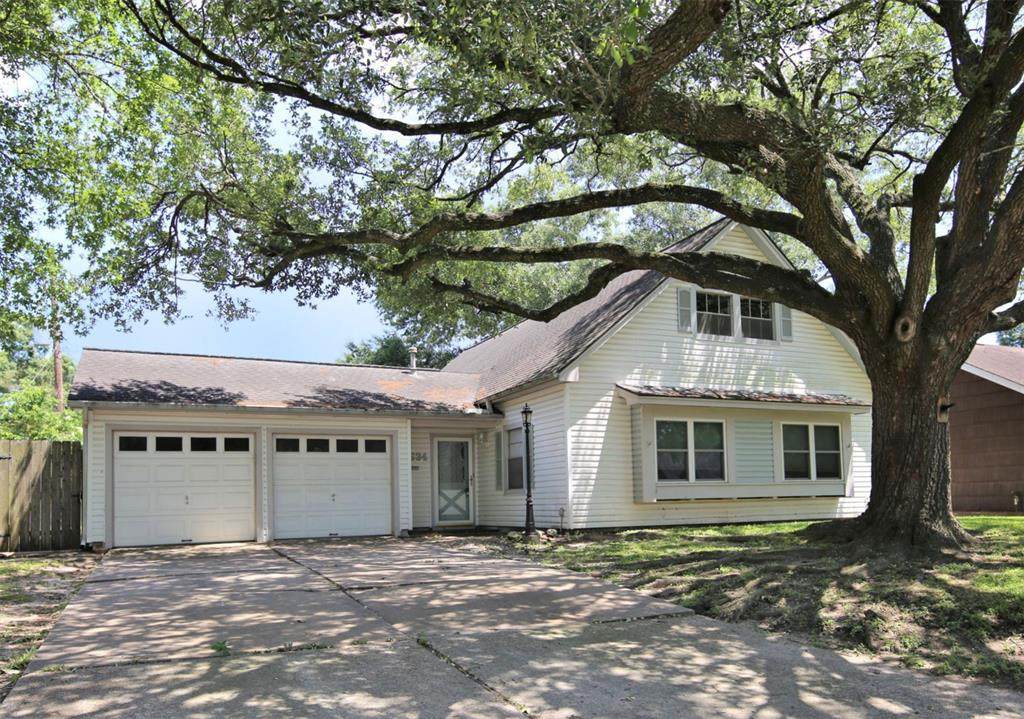 9634 Bundy - Photo 1