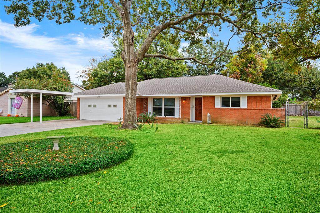 3002 Maple Grove Lane - Photo 1