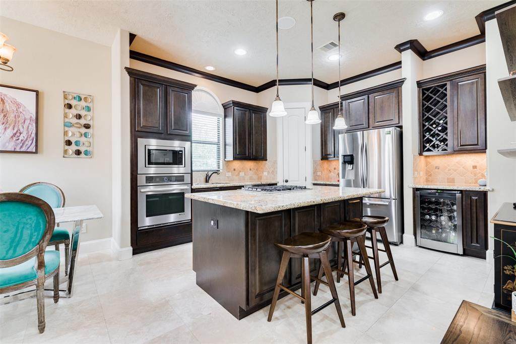 504A Knox Street - Photo 1