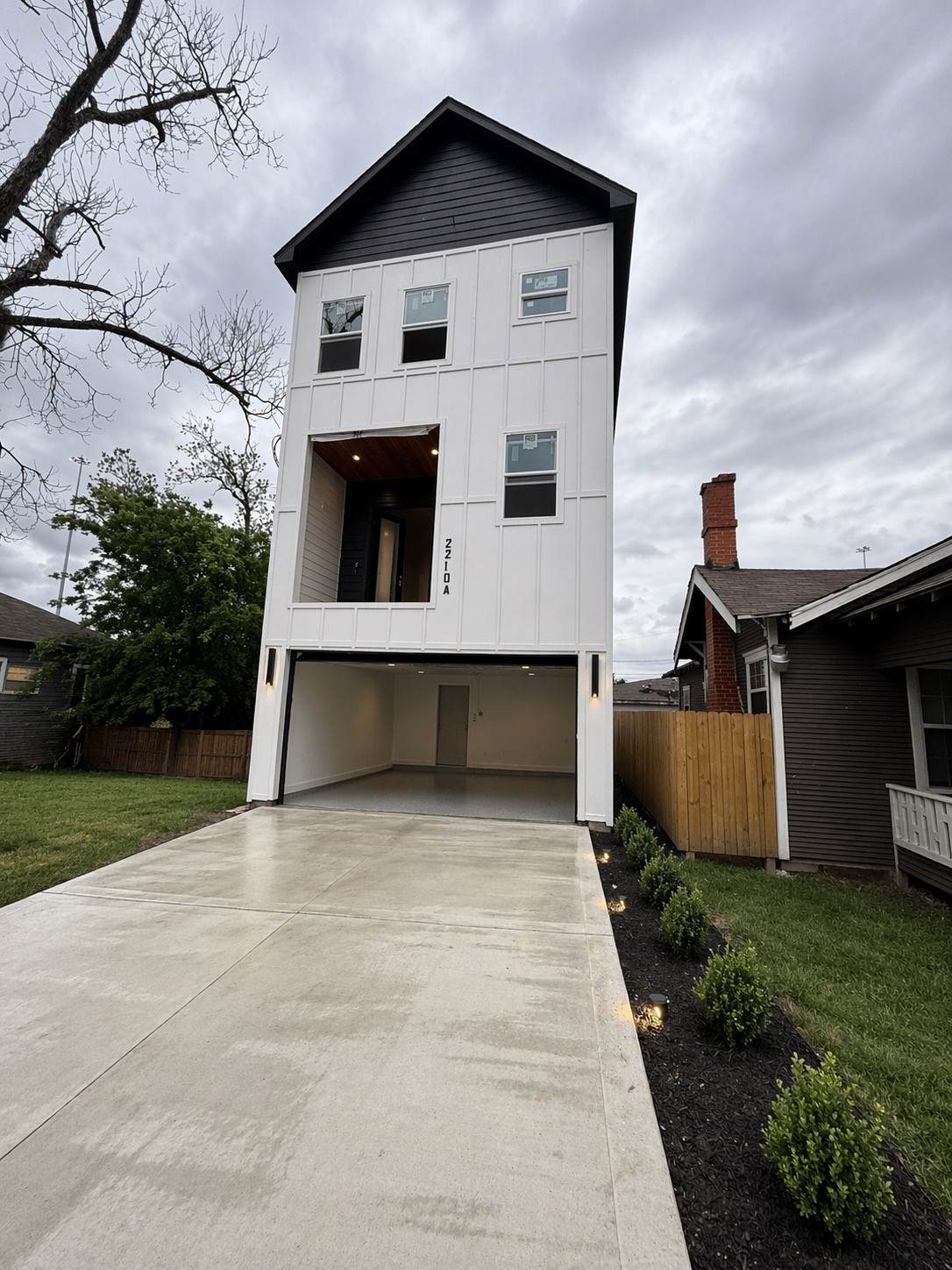 2210 Brackenridge Street - Photo 1