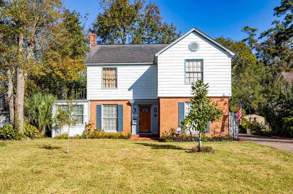 2650 Gladys Street - Photo 1