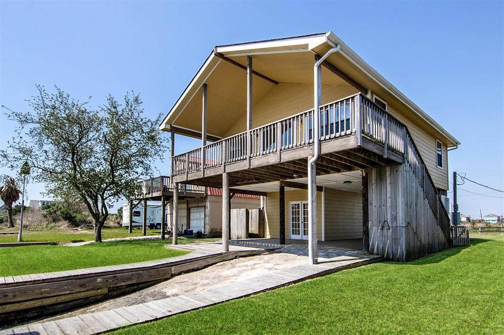 7001 Stingray Street - Photo 1