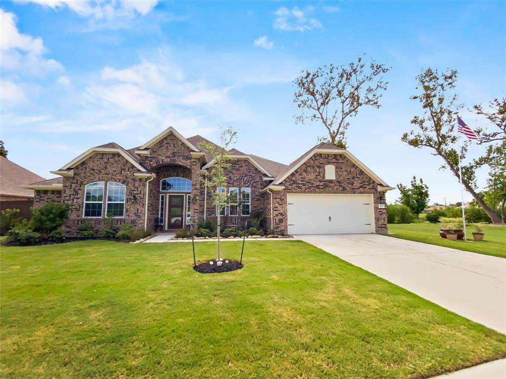 413 Bentwood Way - Photo 1