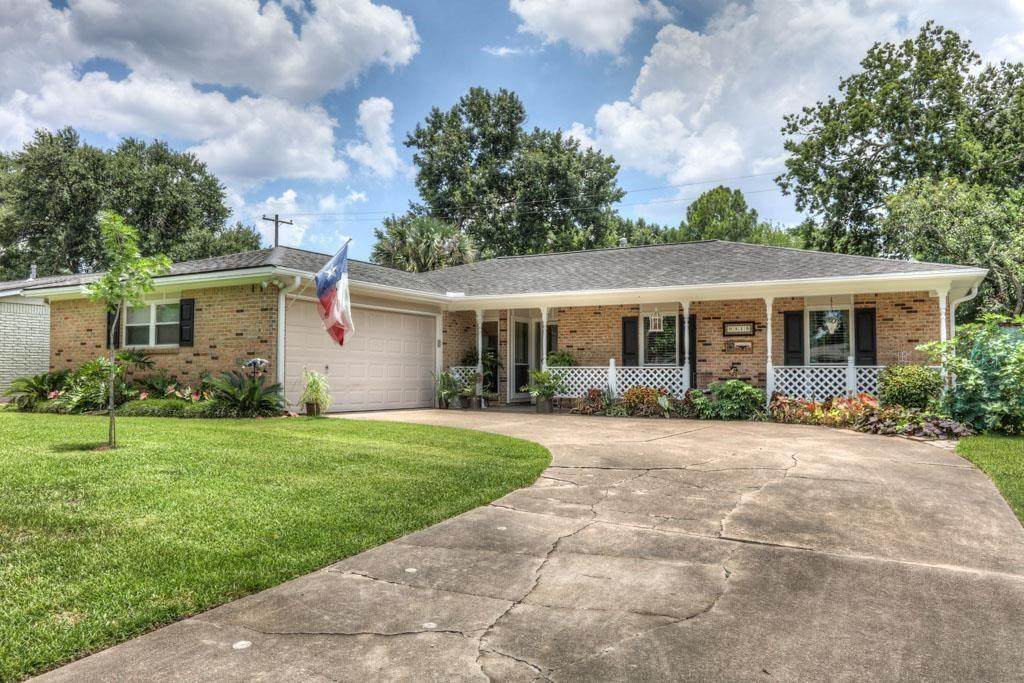 9315 Meadowglen Lane - Photo 1