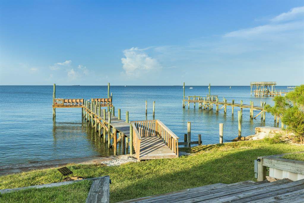 5415 Bayshore Drive - Photo 1
