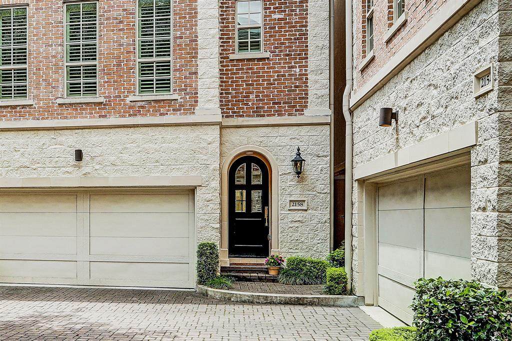 2158 Briarglen Drive - Photo 1