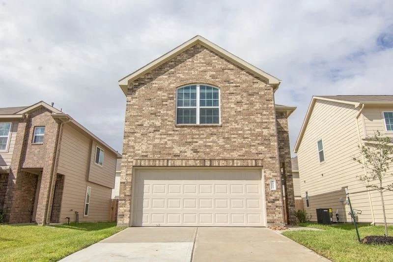 18622 Queesborough Creek - Photo 1