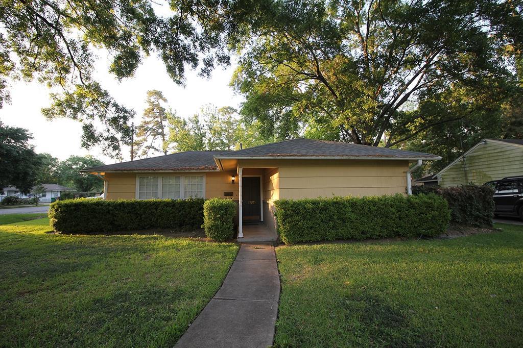 1922 Ebony Lane - Photo 1
