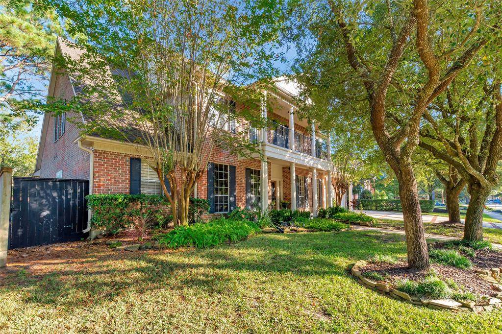 2914 Acorn Wood Way - Photo 1
