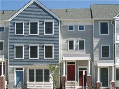 471 Pacific Avenue - Photo 1