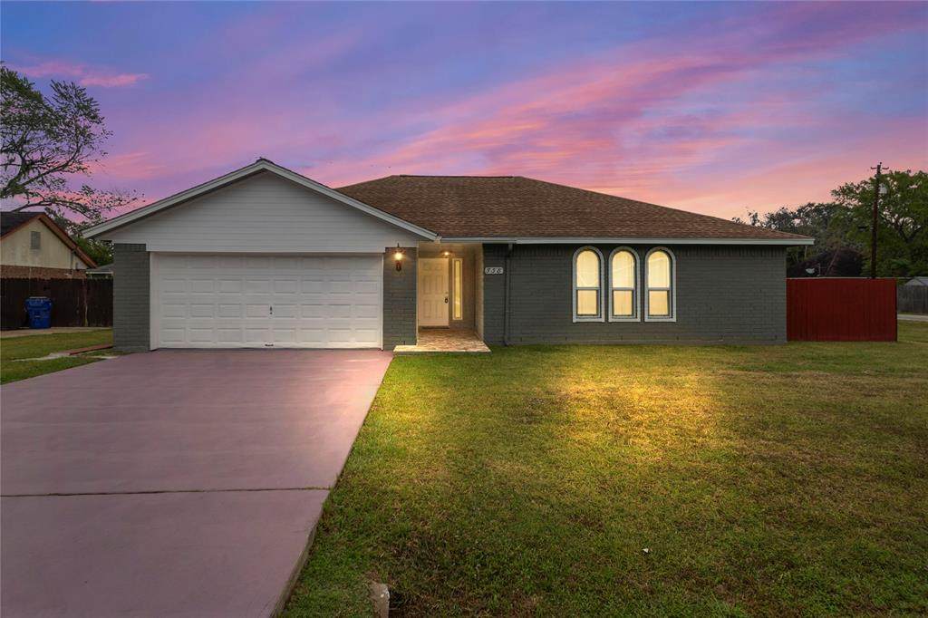 538 Tall Timber Drive - Photo 1
