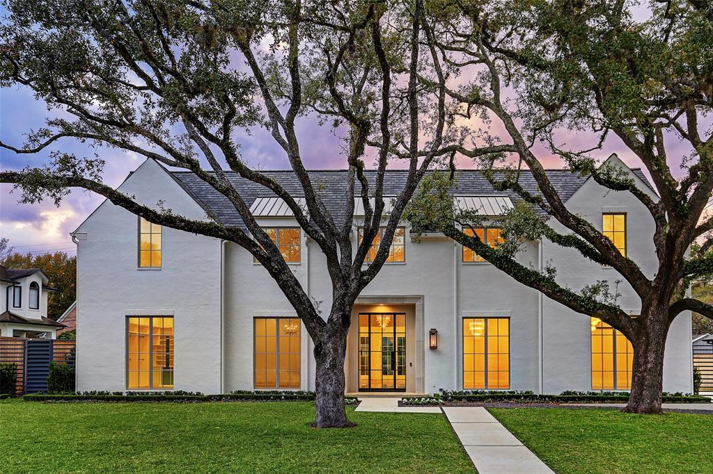 1018 River Glynn Drive - Photo 1