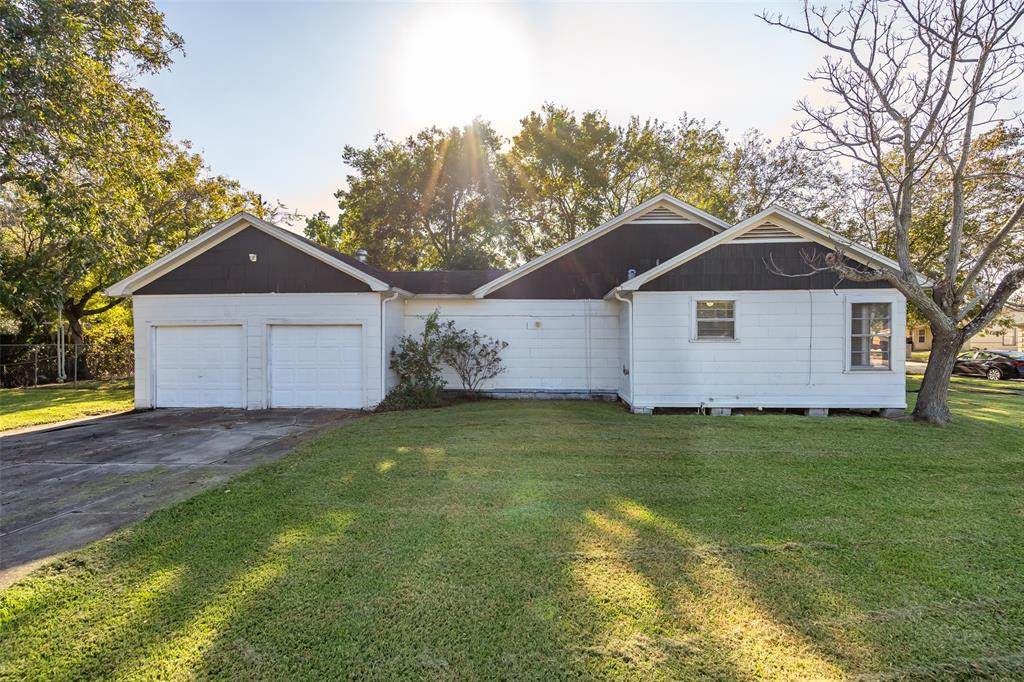 2302 Florida Street - Photo 1