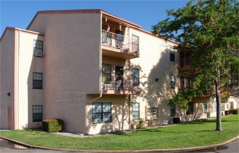 70 Juan Tabo Boulevard - Photo 1