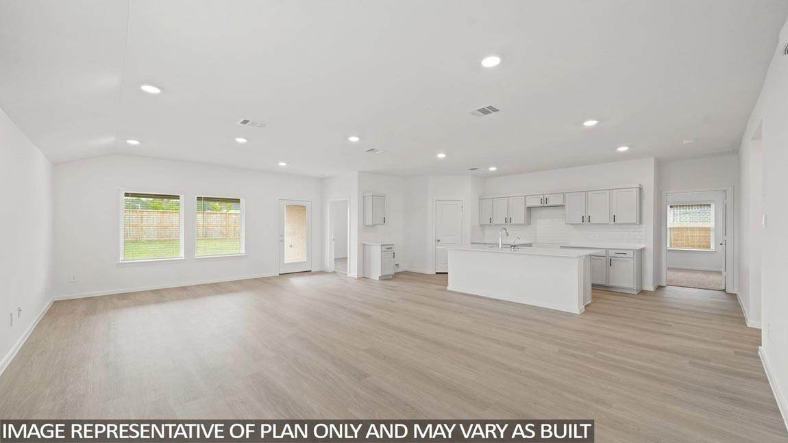 16458 Pinebrook Leaf Lane - Photo 1