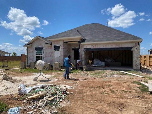 838 Summer Village Way - Photo 1