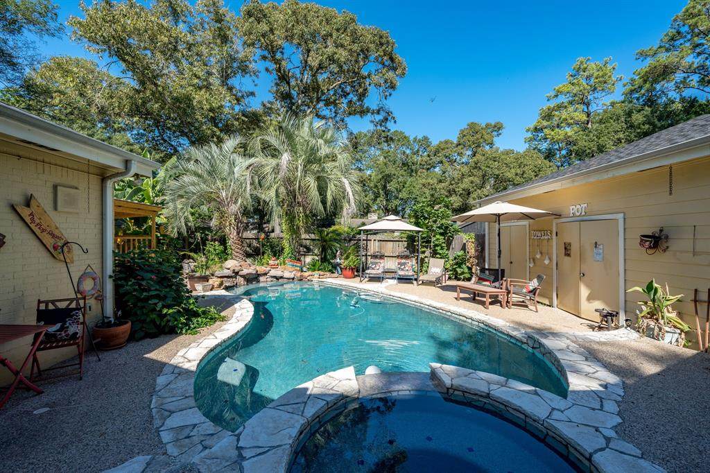 100 Kirkwood Lane - Photo 1