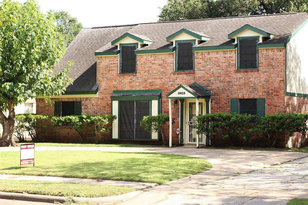 5923 Bellfort Street - Photo 1