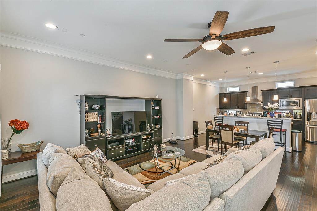 2522 Hutchins Street - Photo 1