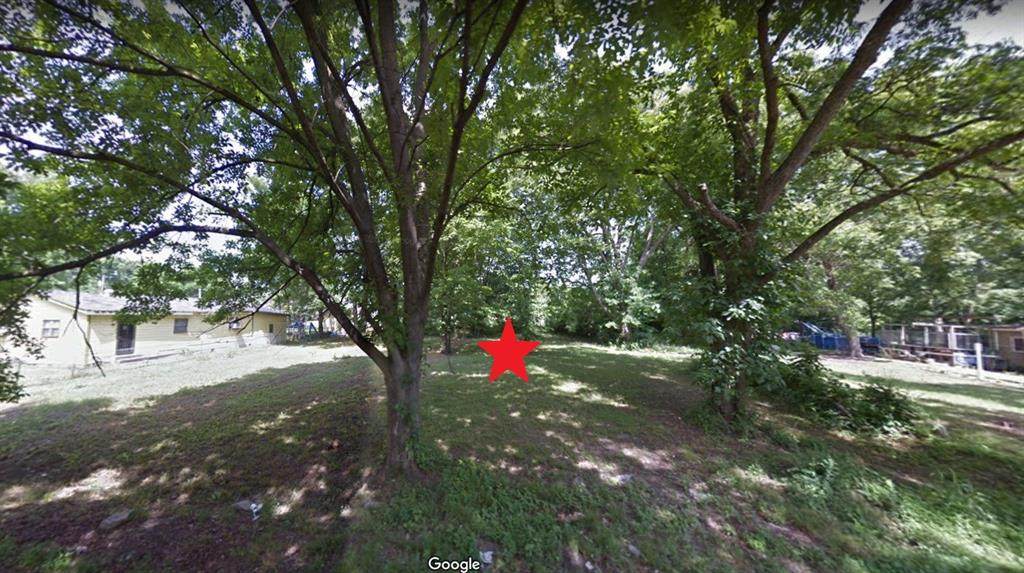 508 11th Street - Photo 1