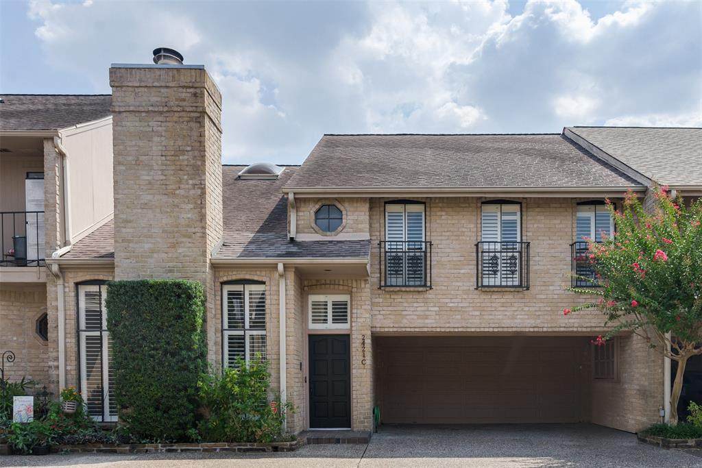 2421 Potomac Drive - Photo 1