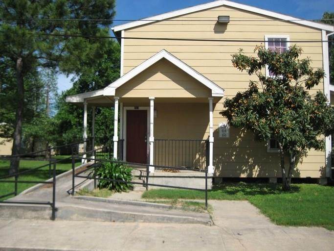 111 Pine Avenue - Photo 1