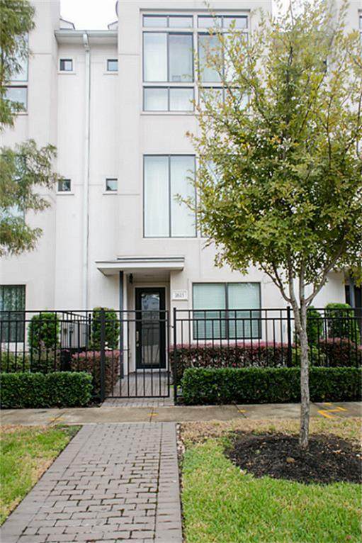 1615 Nagle Street - Photo 1