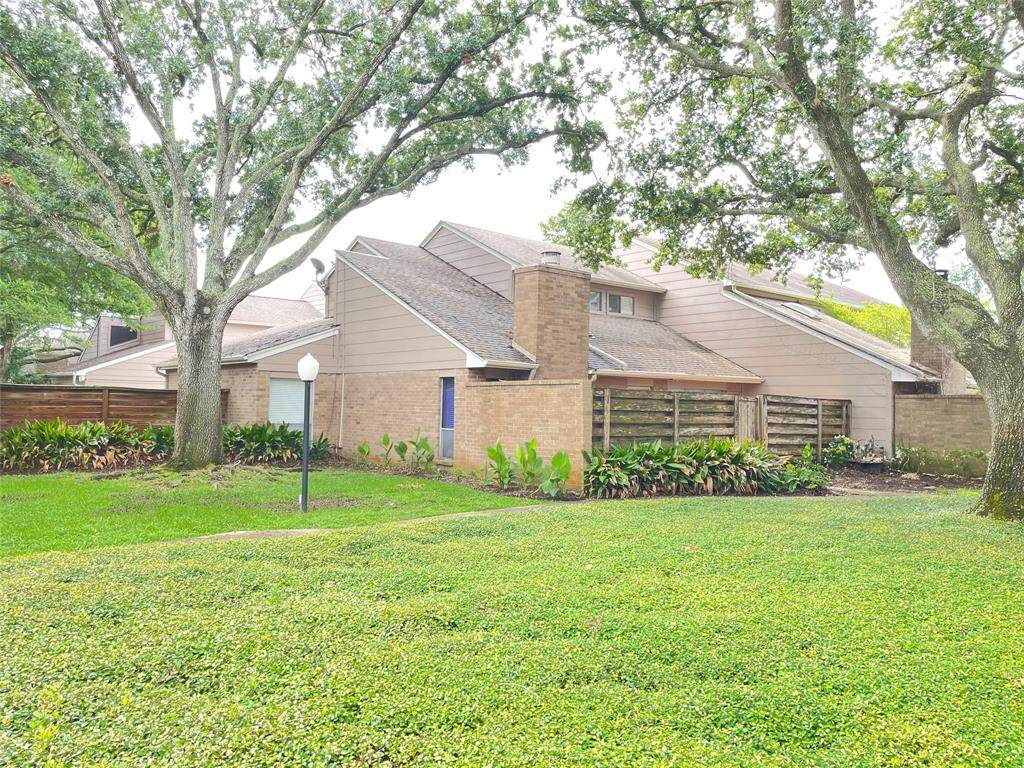 13911 Hollowgreen Drive - Photo 1