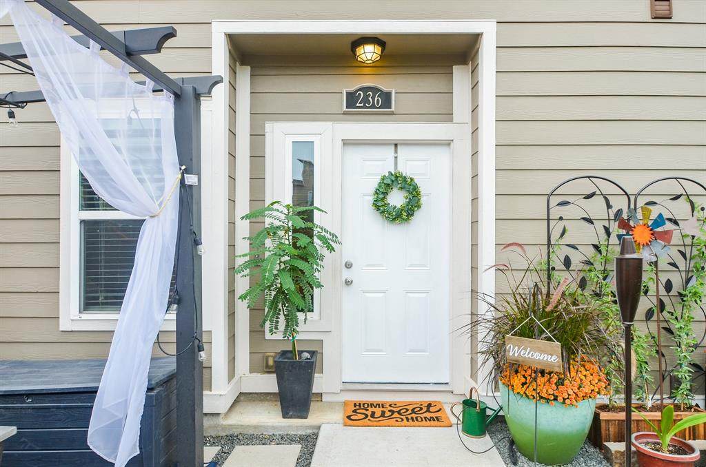 236 Lenox Street - Photo 1