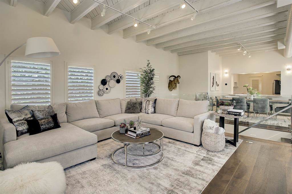2319 Stanford Street - Photo 1
