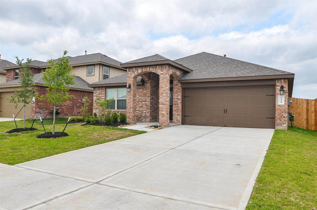 6910 Ithaca Heights Lane - Photo 1