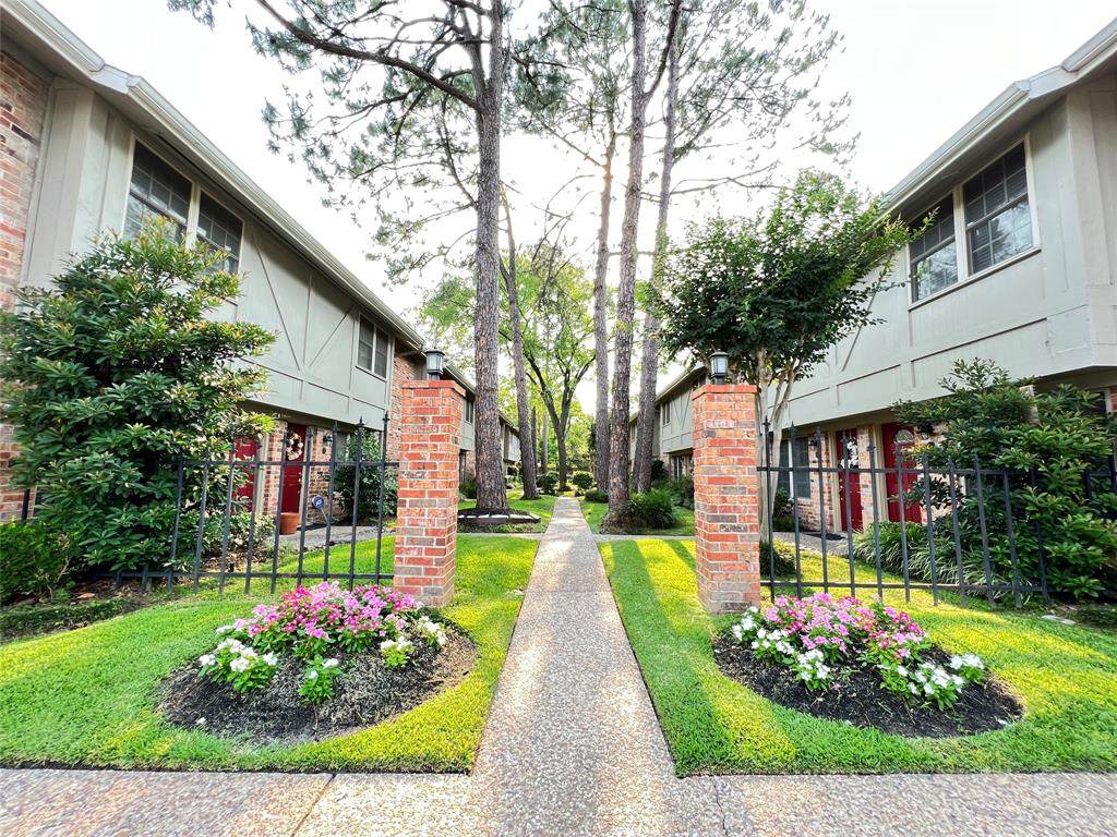 515 Tallowood Road - Photo 1