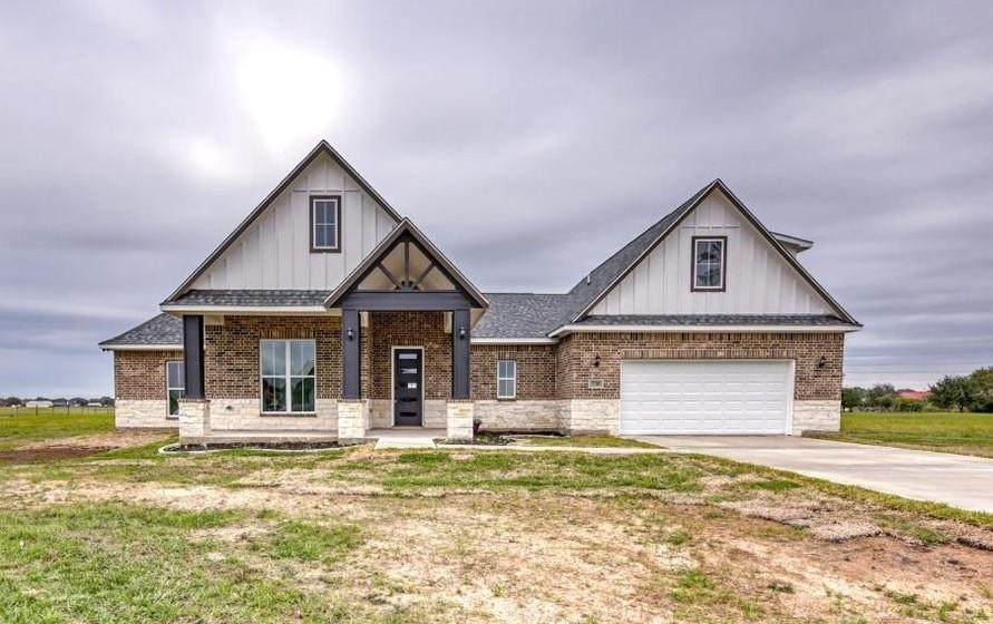 738 Angus Trail - Photo 1