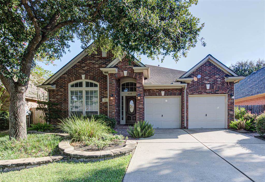539 Avery Drive - Photo 1