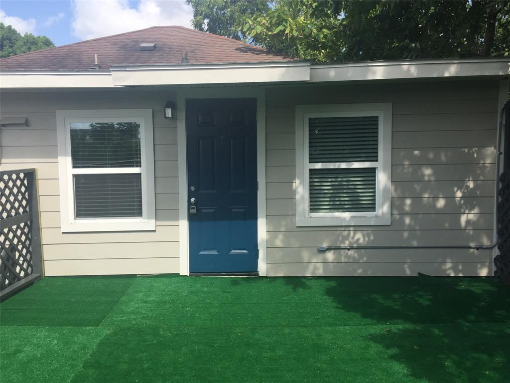 4313 Harrisburg Boulevard - Photo 1