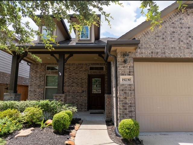 19239 Cottonwood Green Lane - Photo 1