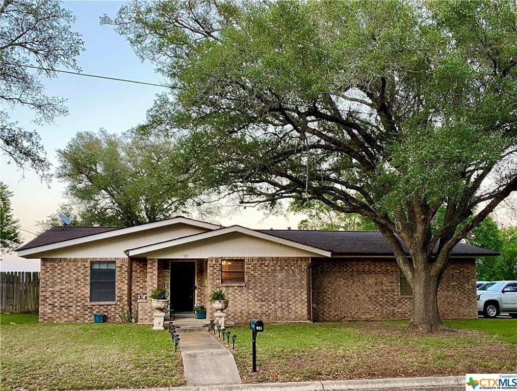 921 Peck Street - Photo 1