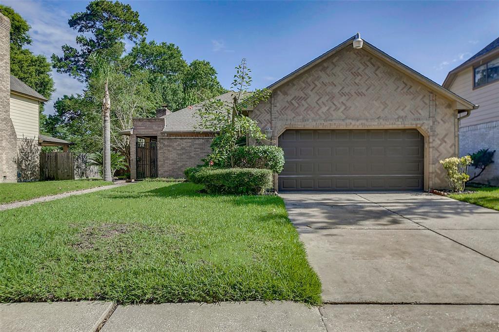 306 Wood Loop Street - Photo 1