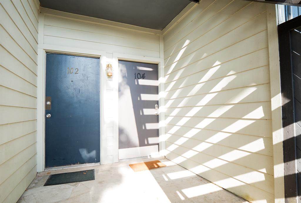9009 Richmond Avenue - Photo 1