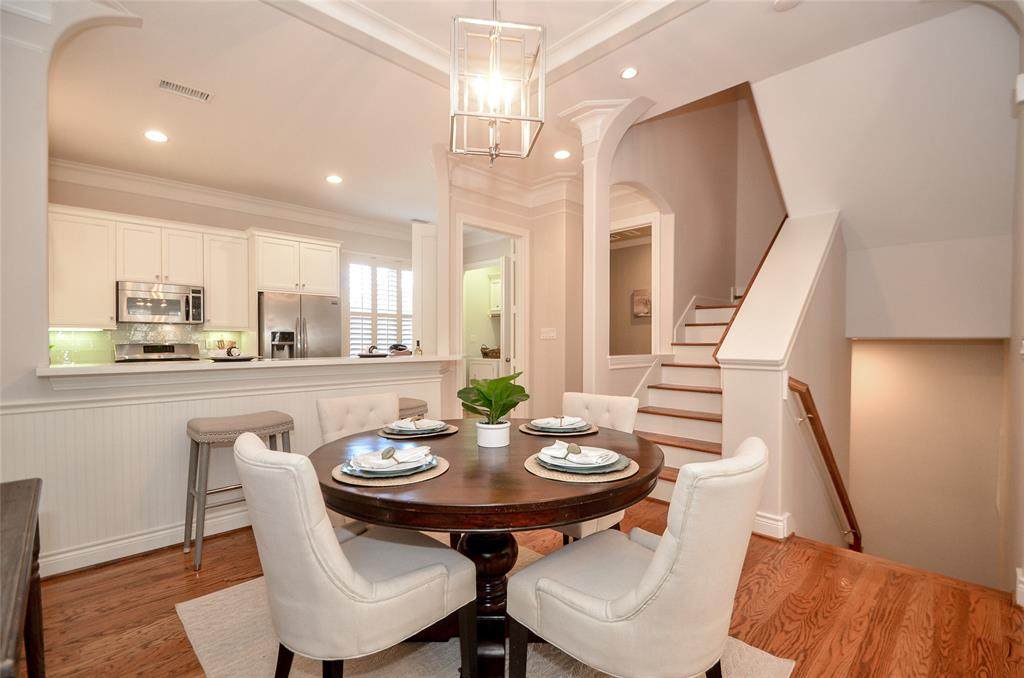 1323 Hyde Park Boulevard - Photo 1