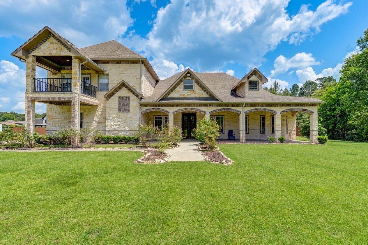 21038 Angus Drive - Photo 1