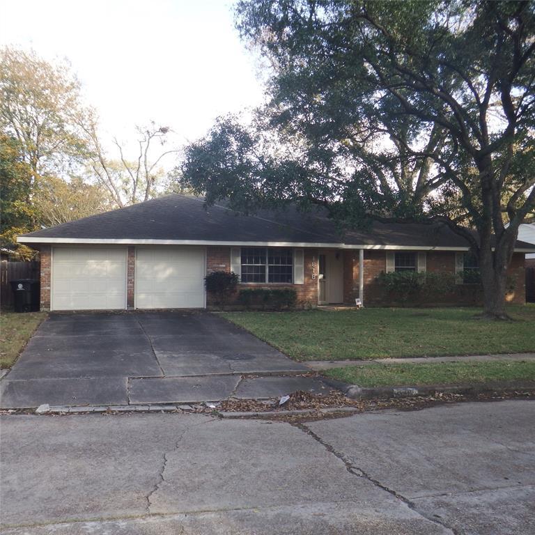 1818 Salford Drive - Photo 1