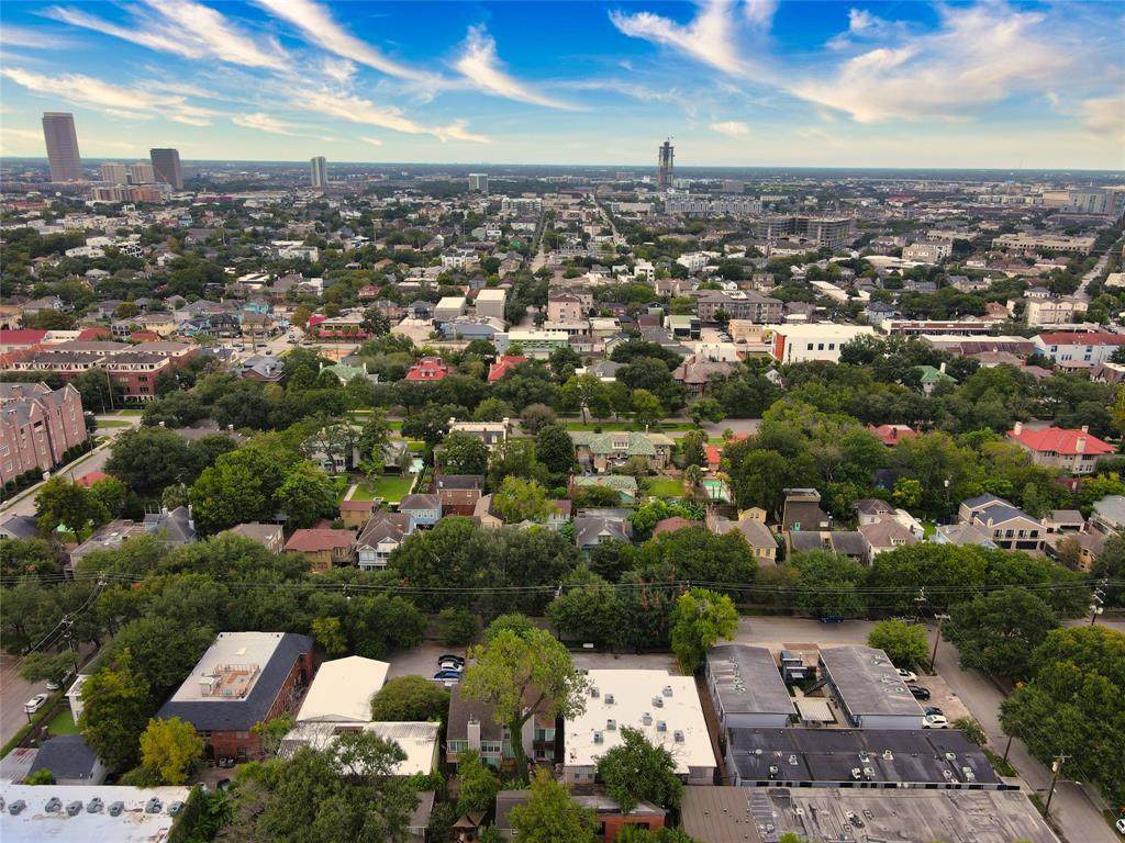 425 Hawthorne Street - Photo 1