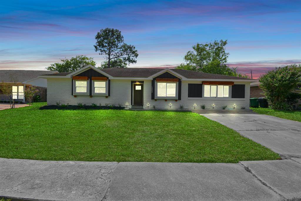 12002 Braewick Drive - Photo 1