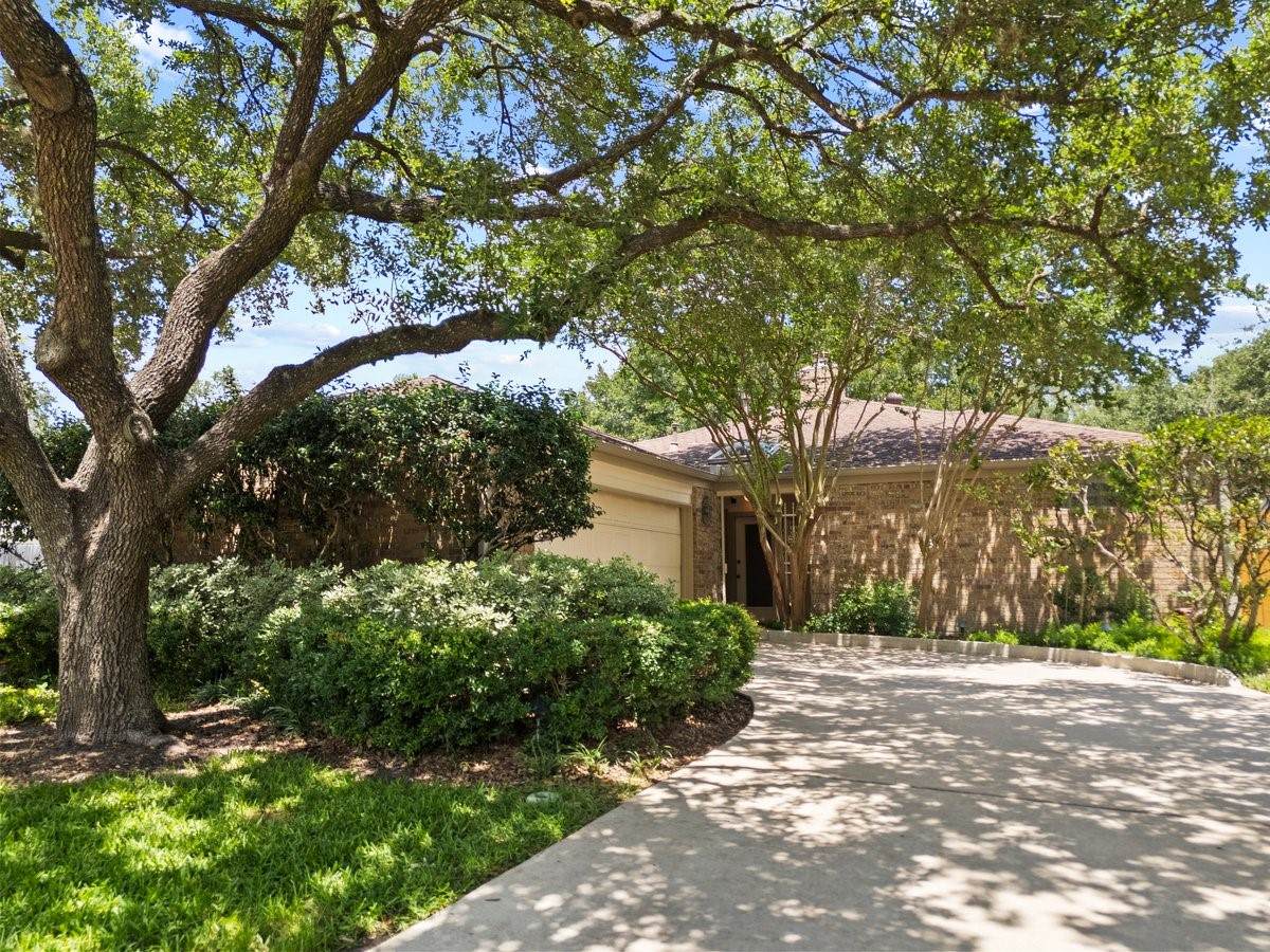 1339 Beaujolais Lane - Photo 1